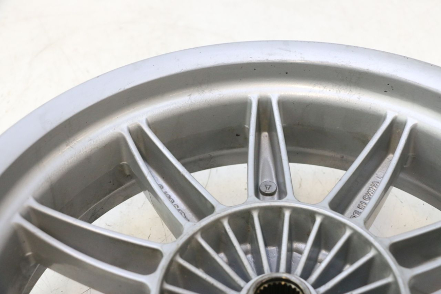 photo de REAR RIM PIAGGIO MP3 LT 300 (2010 - 2016) - Alternative perspective