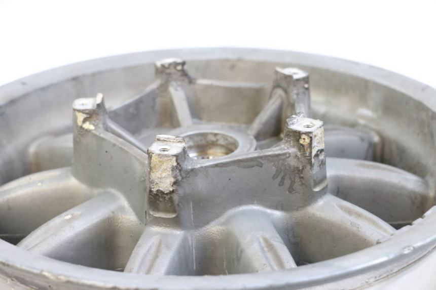 photo de REAR WHEEL RIM PIAGGIO MP3 125 (2006 - 2014) - Fixing points details