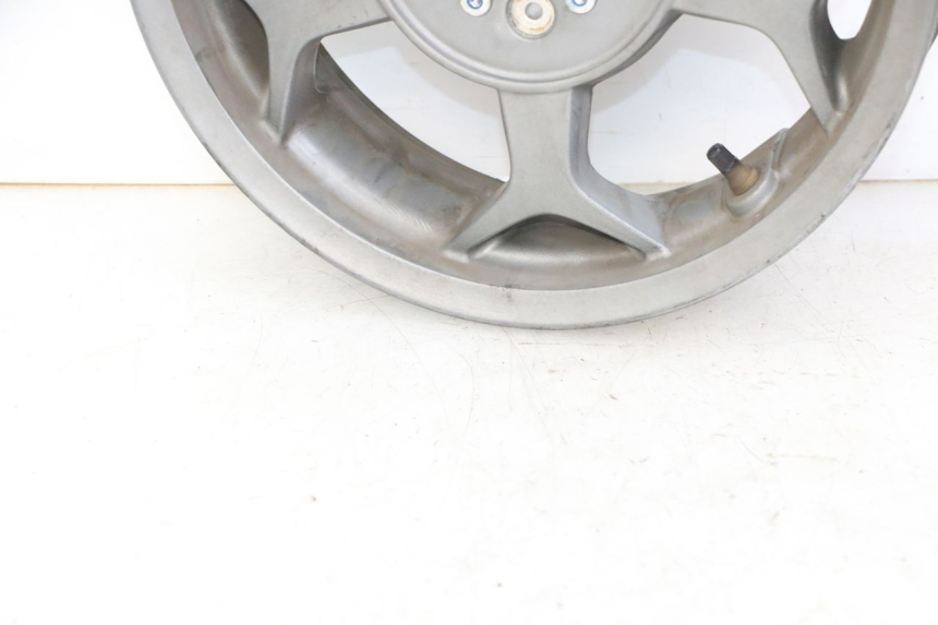 photo de REAR WHEEL RIM PIAGGIO MP3 500 (2014 - 2017) - Alternative perspective