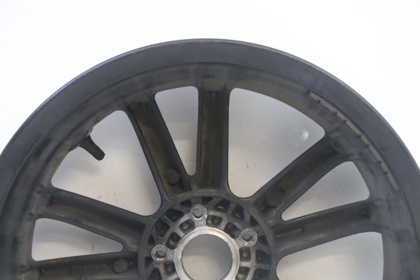 photo de REAR WHEEL RIM PIAGGIO MP3 500 (2011 - 2015) - Surface and material condition