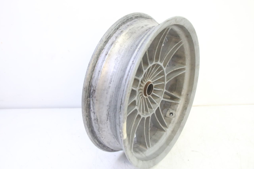 photo de REAR RIM PIAGGIO MP3 RL 250 (2006 - 2010) - High-resolution close-up