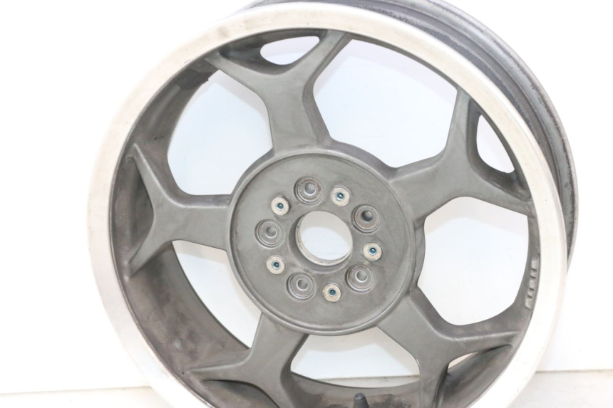 photo de REAR RIM PIAGGIO MP3 500 (2016 - 2018) - Alternative perspective