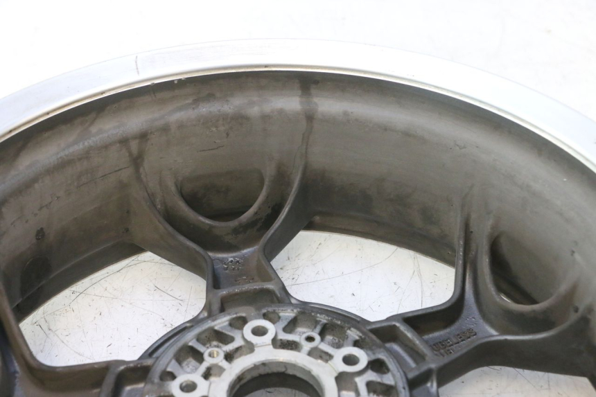 photo de REAR RIM PIAGGIO MP3 500 (2016 - 2018) - Markings and original references