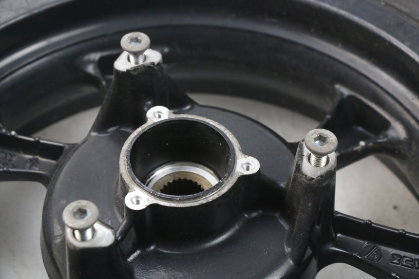 photo de REAR RIM MBK MW TRYPTIK 125 (2017 - 2022) - Fixing points details