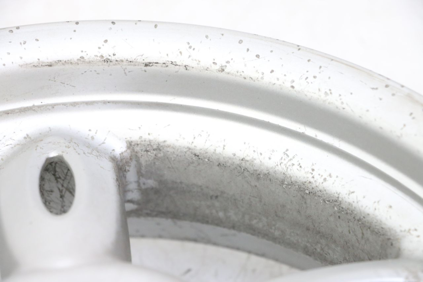 photo de REAR WHEEL RIM YAMAHA NEOS NEO'S 4T 50 (2008 - 2016) - High-resolution close-up