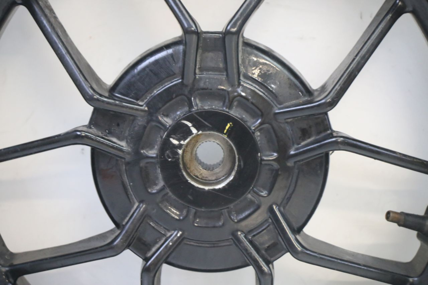 photo de REAR WHEEL RIM PIAGGIO NEW TYPHOON 50 (2018 - 2021) - Product overview