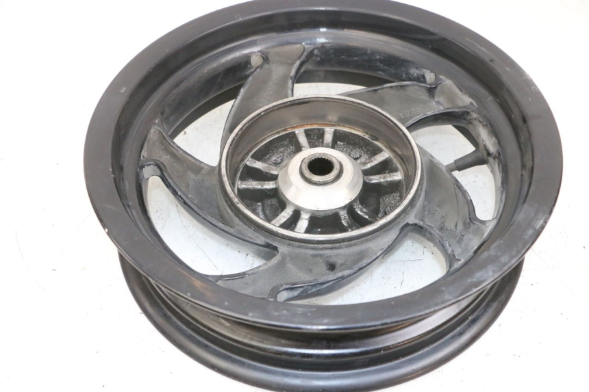 photo de REAR WHEEL RIM PIAGGIO NEW TYPHOON 50 (2018 - 2021) - Component zoom