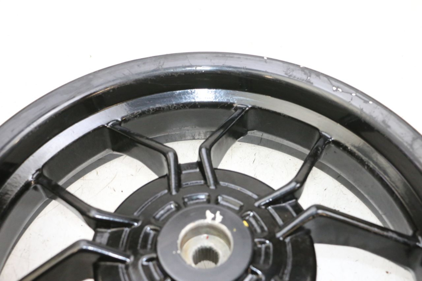 photo de REAR WHEEL RIM PIAGGIO NEW TYPHOON 50 (2018 - 2021) - Markings and original references