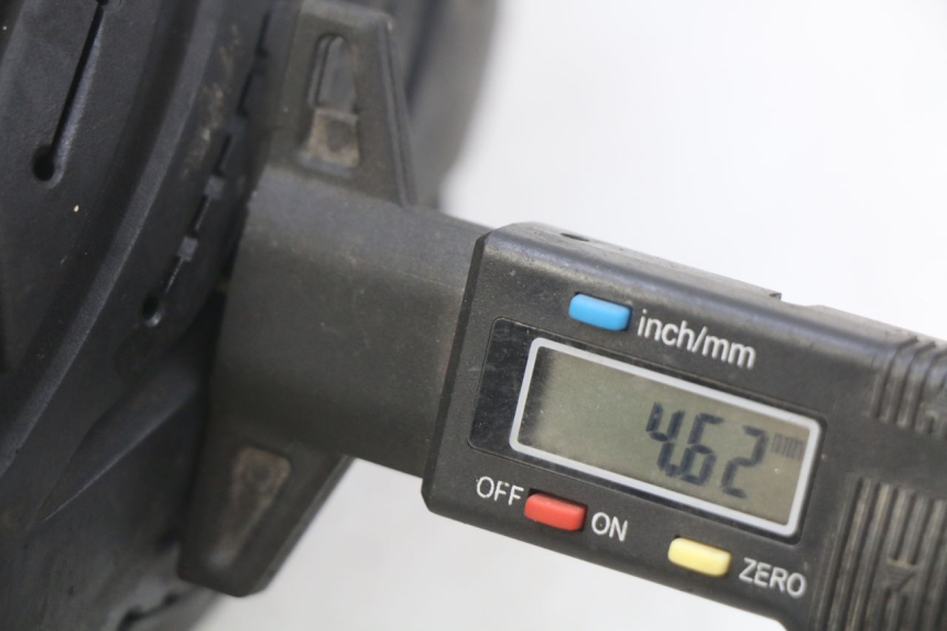 photo de REAR WHEEL RIM SELECT UP OCTALIS 125 (2007 - 2012) - Zoom on usage condition