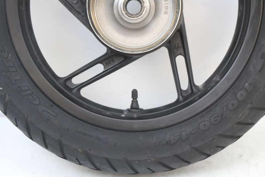 photo de REAR WHEEL RIM HONDA PCX (JF28) 125 (2009 - 2011) - Fixing points details