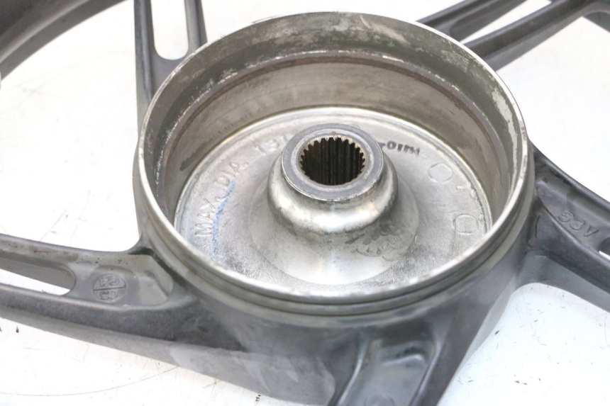 photo de REAR WHEEL RIM HONDA PCX (JF28) 125 (2009 - 2011) - Supplementary product photo