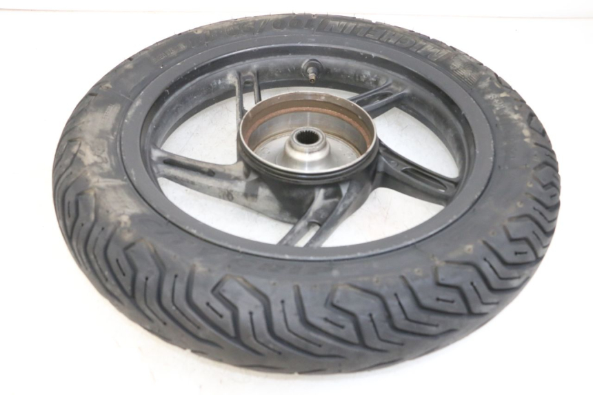 photo de REAR WHEEL RIM HONDA PCX (JF47) 125 (2012 - 2013) - Alternative perspective