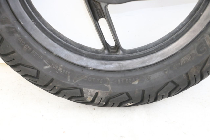 photo de REAR WHEEL RIM HONDA PCX (JF47) 125 (2012 - 2013) - Technical close-up