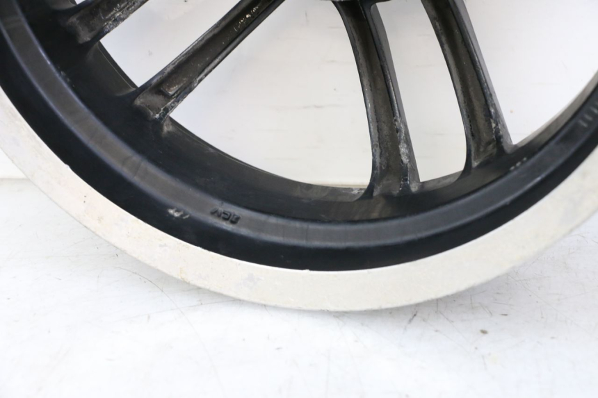 photo de REAR RIM PEUGEOT SPEEDFIGHT 3 LC 2T 50 (2009 - 2015) - Zoom on usage condition