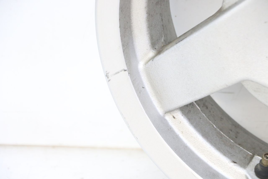 photo de REAR RIM PEUGEOT VIVACITY 125 (2010 - 2017) - Fixing points details