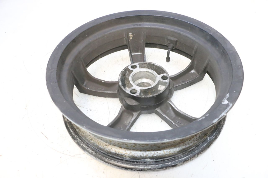 photo de REAR WHEEL RIM PEUGEOT SATELIS COMPRESSOR K15 125 (2006 - 2009) - Zoom on usage condition