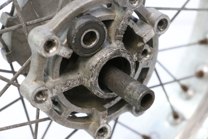 photo de REAR RIM DERBI SENDA 50 (2003 - 2005) - Zoom on usage condition