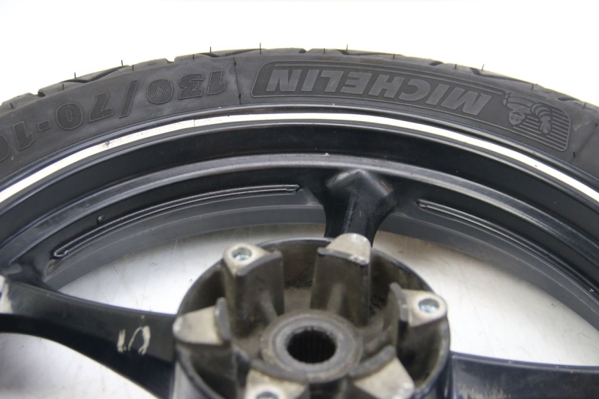 photo de REAR WHEEL RIM SUZUKI SIXTEEN 125 (2008 - 2010) - Detailed visual inspection