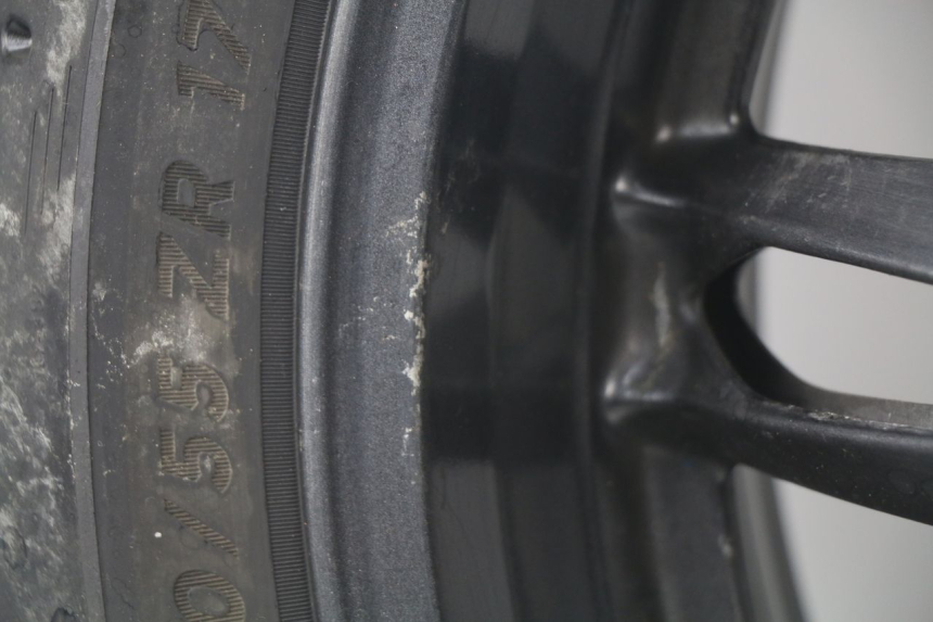 photo de REAR RIM TRIUMPH SPEED TRIPLE 1050 (2005 - 2007) - Alternative angle