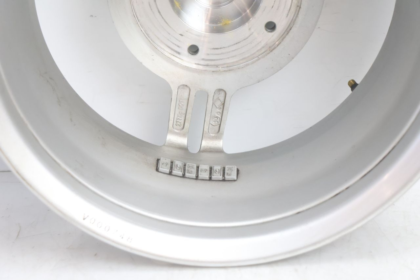 photo de REAR RIM CAN-AM SPYDER RS 1000 (2008 - 2012) - Distinctive features