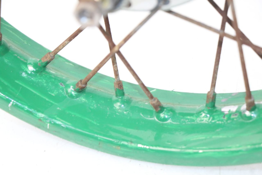 photo de REAR WHEEL RIM YAMAHA SR 125 (1982 - 2003) - Distinctive features