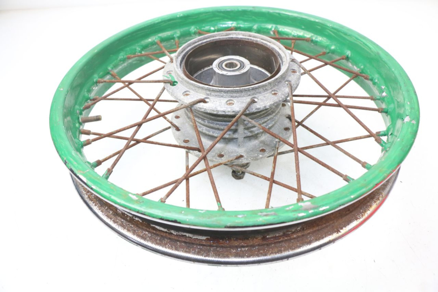 photo de REAR WHEEL RIM YAMAHA SR 125 (1982 - 2003) - Alternative perspective