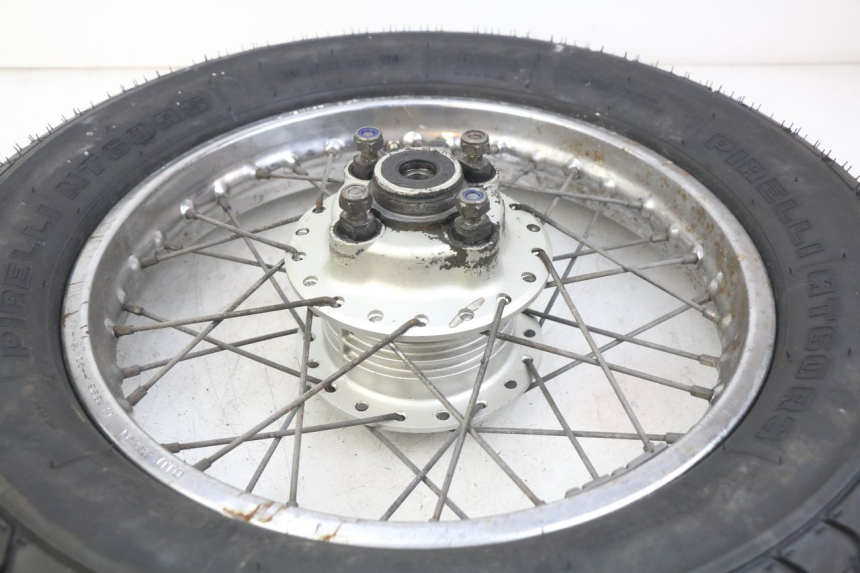photo de REAR WHEEL RIM YAMAHA SR 125 (1982 - 2003) - Alternative perspective