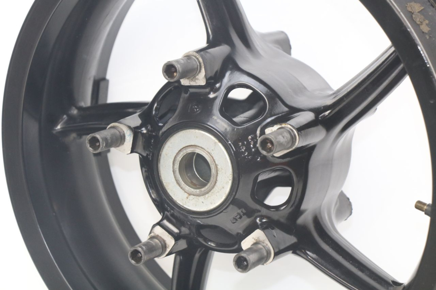 photo de REAR RIM APRILIA SRV 850 (2012 - 2017) - Surface and material condition