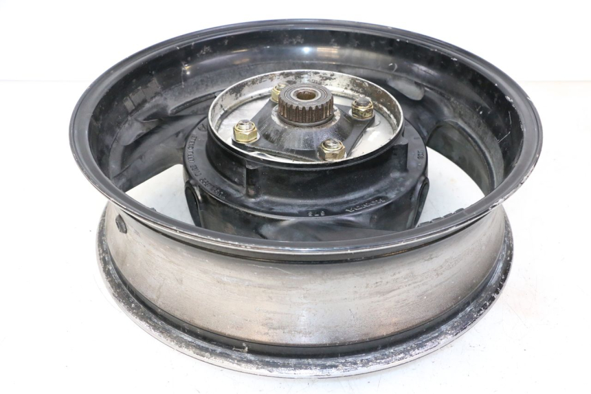 photo de REAR RIM HONDA ST PAN EUROPEAN 1300 (2002 - 2013) - Detailed visual inspection