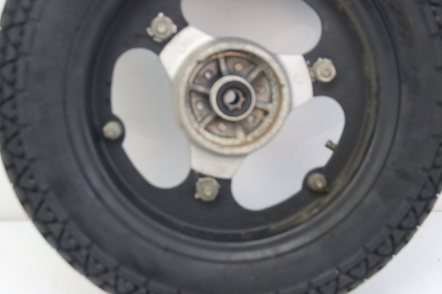 photo de REAR WHEEL RIM JAWA STELLA BABETTA 134 50 - Alternative perspective