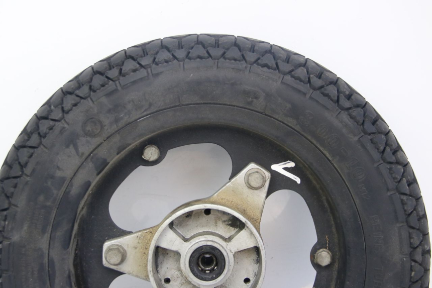 photo de REAR WHEEL RIM JAWA STELLA BABETTA 134 50 - Technical close-up