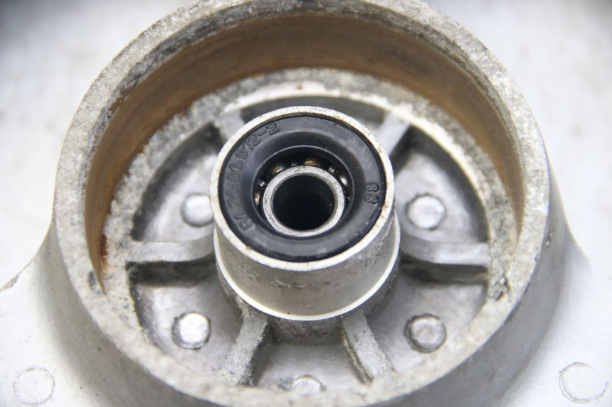 photo de REAR WHEEL RIM JAWA STELLA BABETTA 134 50 - Surface and material condition