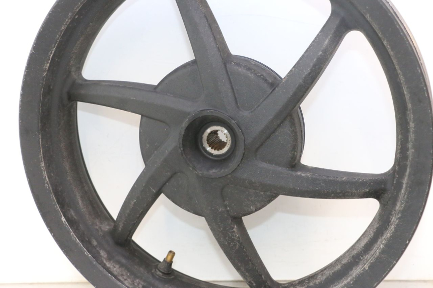 photo de REAR RIM KYMCO SUPER 8 2T 50 (2007 - 2013) - Zoom on usage condition