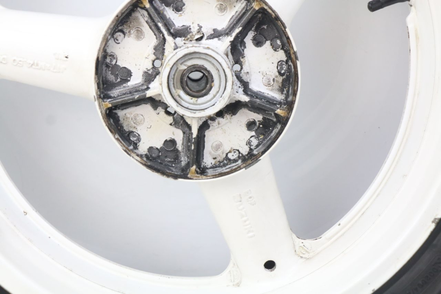 photo de REAR WHEEL RIM SUZUKI SV S 650 (1999 - 2002) - Focus on structure