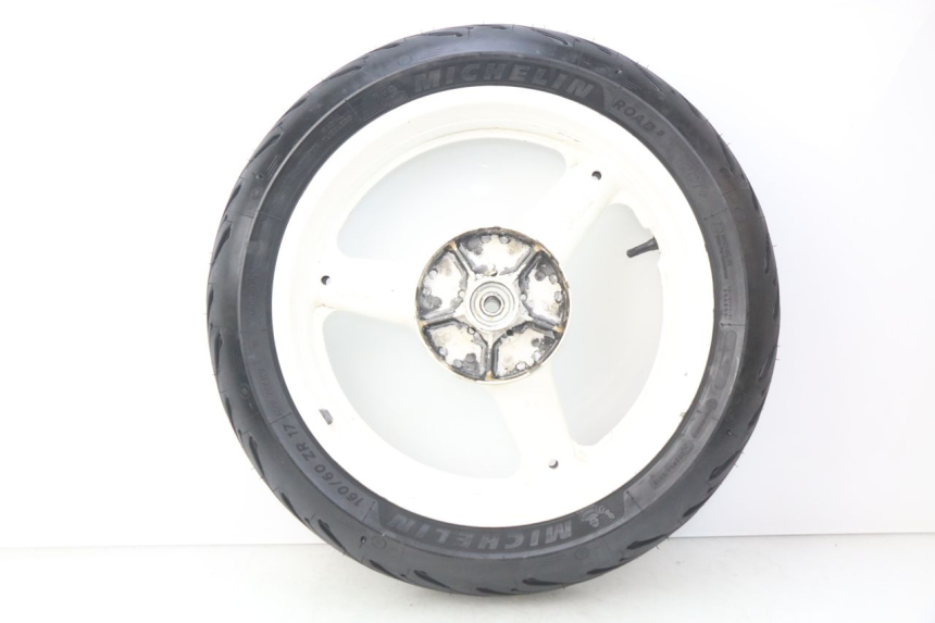 photo de REAR WHEEL RIM SUZUKI SV S 650 (1999 - 2002) - Zoom on usage condition