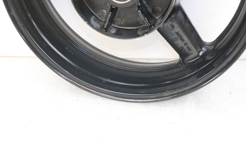 photo de REAR WHEEL RIM YAMAHA TDM ABS 900 (2002 - 2014) - Surface and material condition