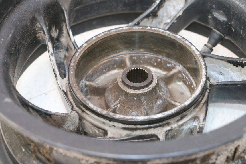 photo de REAR RIM PIAGGIO TYPHOON 50 (2000 - 2009) - Component detail