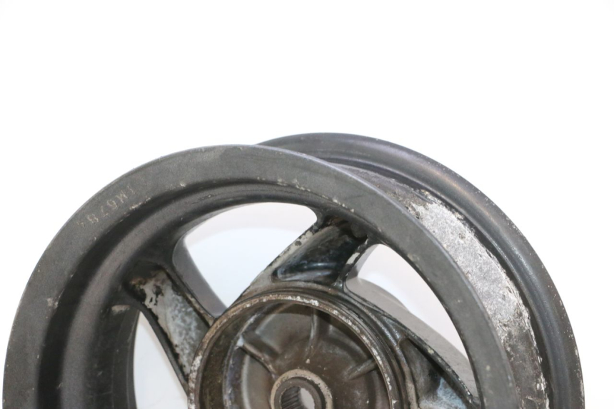 photo de REAR RIM PIAGGIO TYPHOON 50 (2000 - 2009) - Fixing points details