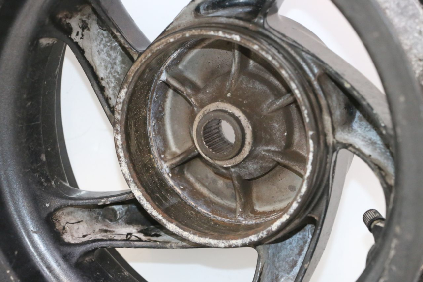 photo de REAR RIM PIAGGIO TYPHOON 50 (2000 - 2009) - Surface and material condition
