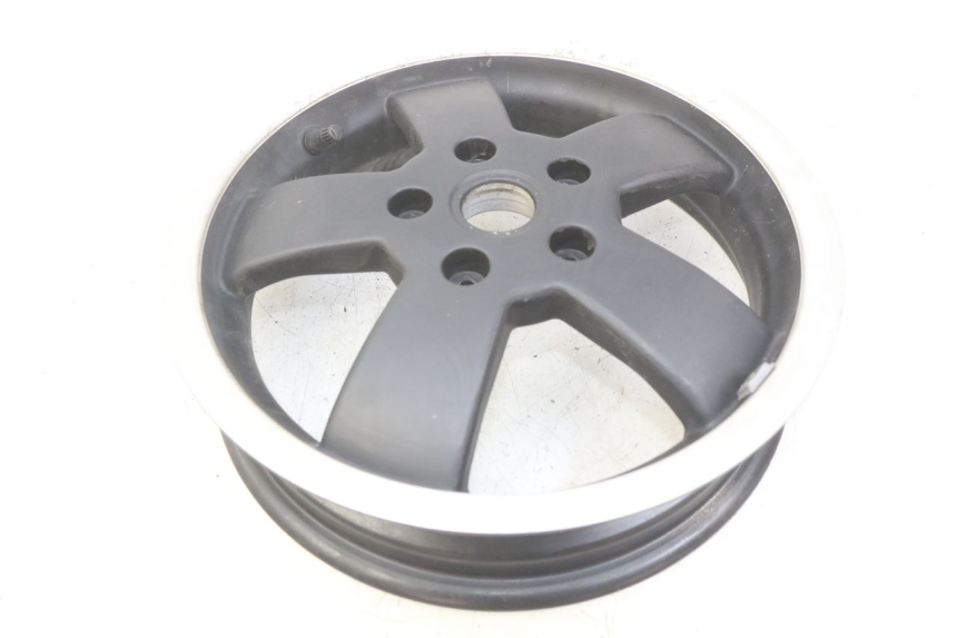 photo de REAR WHEEL RIM PIAGGIO VESPA GTS SUPER IE 125 (2009 - 2016) - Component zoom