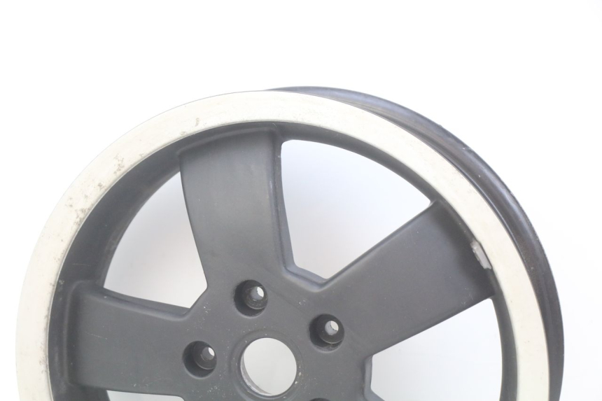 photo de REAR WHEEL RIM PIAGGIO VESPA GTS SUPER IE 125 (2009 - 2016) - Alternative perspective