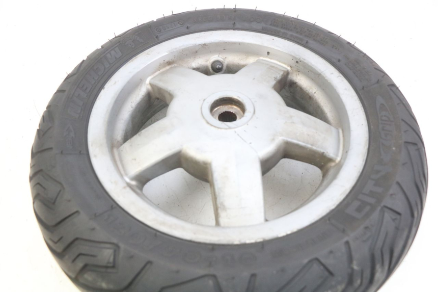 photo de REAR WHEEL RIM PIAGGIO VESPA LXV 125 (2006 - 2009) - Surface and material condition