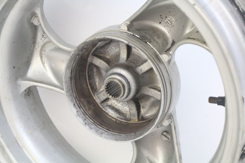 photo de REAR WHEEL KYMCO VITALITY 2T 50 (2004 - 2010) - Zoom on usage condition