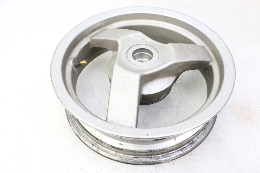 photo de REAR WHEEL RIM PEUGEOT VIVACITY NEW 4T 50 (2008 - 2017) - Detailed visual inspection