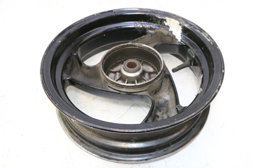 photo de REAR WHEEL RIM PEUGEOT VIVACITY 50 (1998 - 2003) - Surface and material condition