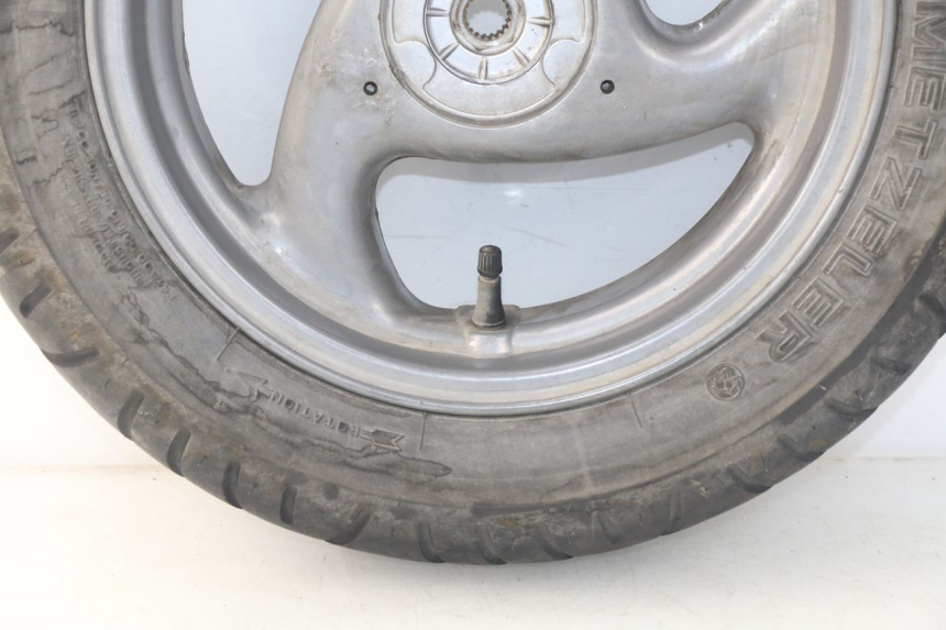 photo de REAR RIM PEUGEOT VIVACITY 100 (1999 - 2008) - Distinctive features