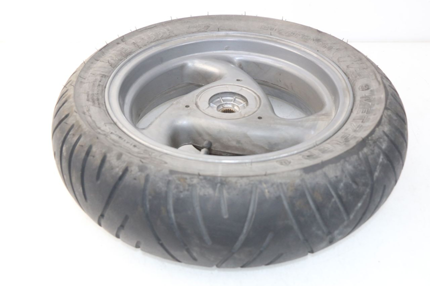 photo de REAR RIM PEUGEOT VIVACITY 100 (1999 - 2008) - Fixing points details