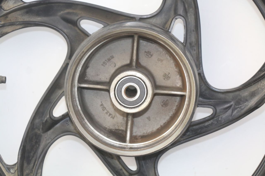 photo de REAR WHEEL RIM SYM WOLF SB 125 (2011 - 2018) - Distinctive features