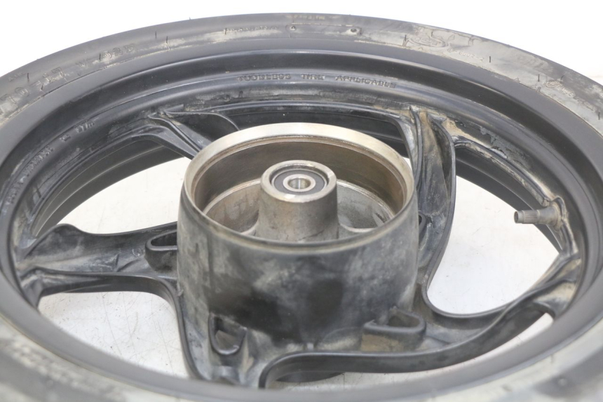 photo de REAR WHEEL RIM SYM WOLF SB 125 (2011 - 2018) - Zoom on usage condition