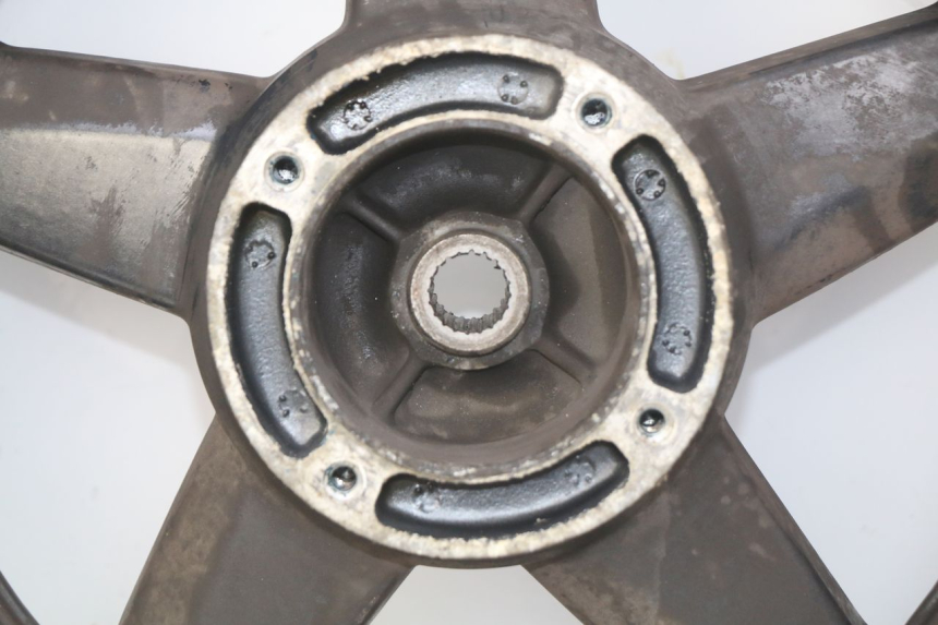 photo de REAR WHEEL RIM YAMAHA XMAX X-MAX 125 (2006 - 2009) - Markings and original references